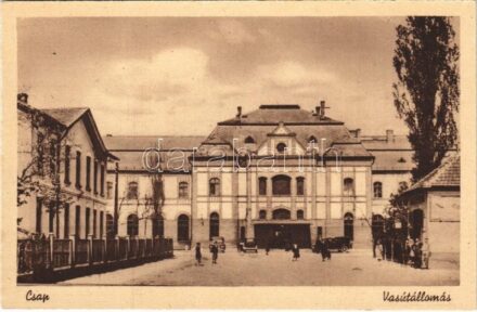 Csap, Chop, Cop; vasútállomás, autók / railway station, automobiles