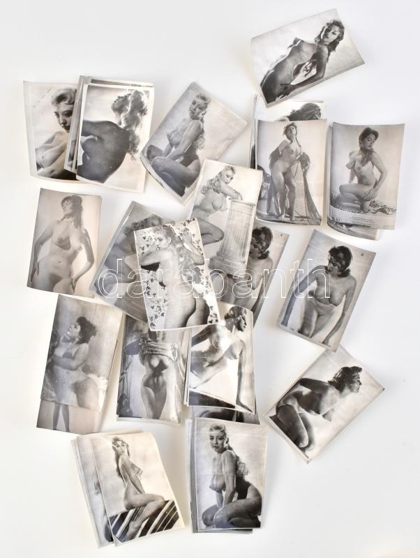 Vegyes erotikus fotó tétel, közte újságból kifotózott képekkel, 9×6 cm