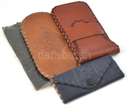 4 db bőrdíszműves tárgy Varga Ilus iparművész műhelyéből