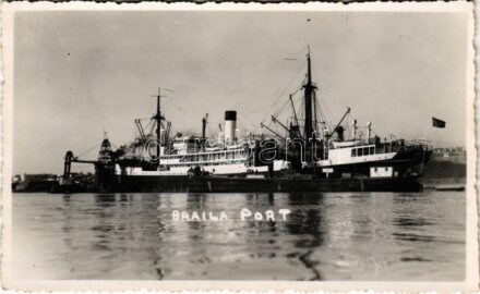 Braila, Portul / 'SS SUCEAVA' Romanian cargo steamship in the port. Foto Francez Gheorghiu photo