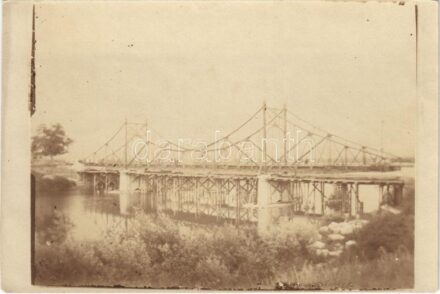 Fenyőfalva-Felek, Bradu-Avrig; Híd az Olt folyón Fenyőfalva és Felek között / bridge under construction over the Olt river between Bradu and Avrig. photo (fl)