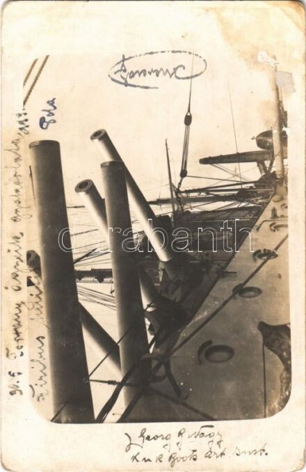 SMS Viribus Unitis az Osztrák-Magyar Haditengerészet Tegetthoff-osztályú csatahajója. 30,5 ágyúk gyakorlata / K.u.K. Kriegsmarine / WWI Austro-Hungarian Navy, SMS Viribus Unitis Tegetthoff-class dreadnought battleship, cannons. photo