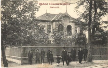 1911 Budapest XVI. Rákosszentmihály, Rákóczi út, Karolina lak, villa. Büchler M. kiadása (fa)