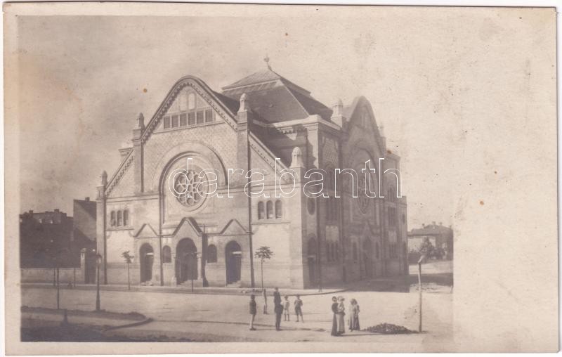 Budapest XIII. Dózsa György úti zsinagóga (Aréna út). Somogyi György műépítész photo (vágott / cut)