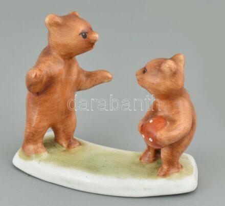 Bodrogkeresztúri macik, kézzel festett porcelán, kopott. Jelzett. 13x7, m: 9,5 cm