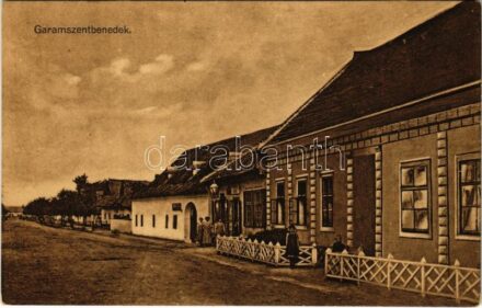 Garamszentbenedek, Sankt Benedikt, Sväty Benadik, Hronsky Benadik; utca, üzlet / street, shop