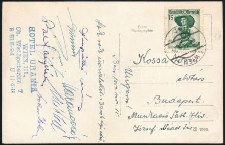 1954 A Vasas FC játákosai, és Baróti Lajos edző, valamint Bokor István István által aláírt képeslap Kossa István miniszternek 8 aláírással Karácsonyi, / Autograph signatures of Hungarian football players, coaches and referee