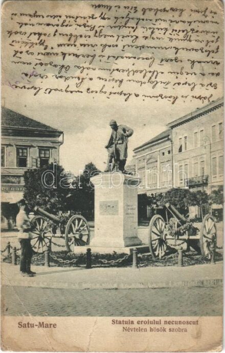 Szatmárnémeti, Satu Mare; Névtelen hősök szobra ágyúkkal, üzlet / Statuia eroiului necunoscut / heroes monument with cannons, shop (EB)