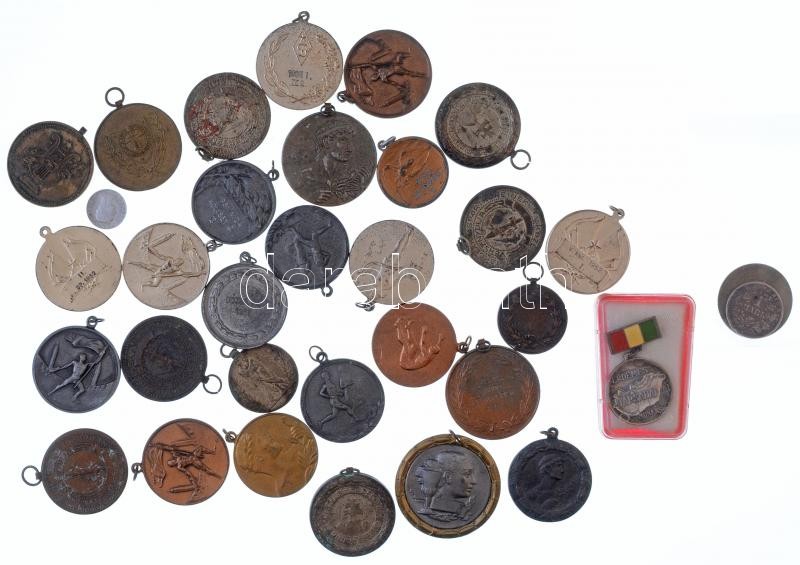 30db-os, főleg sport díjéremből álló tétel, közte több Újpest (Budapesti Dózsa) és leventeverseny + 3db pénzérme, közte Német Birodalom 1886F 1M Ag T:vegyes 30pcs, mostly sport award medals, including several Újpest (Budapesti