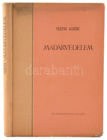 Vertse Albert: Madárvédelem. Bp., 1956, Mezőgazdasági Kiadó, 180 p. Szövegközi illusztrációkkal és oldalszámozáson kívüli, színes táblákkal. Kiadói félvászon-kötés, kissé sérült, kopott borítóval.