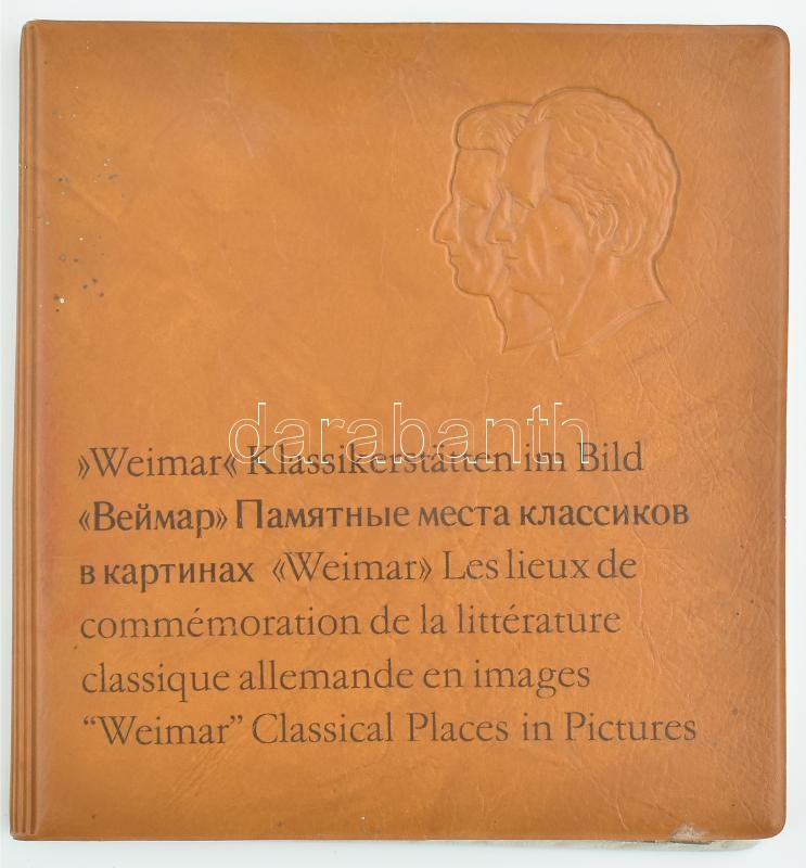 Weimar Klassikerstätten im Bild. Weimar, 1980. Műbőrmappa, kissé kopottas állapotban.