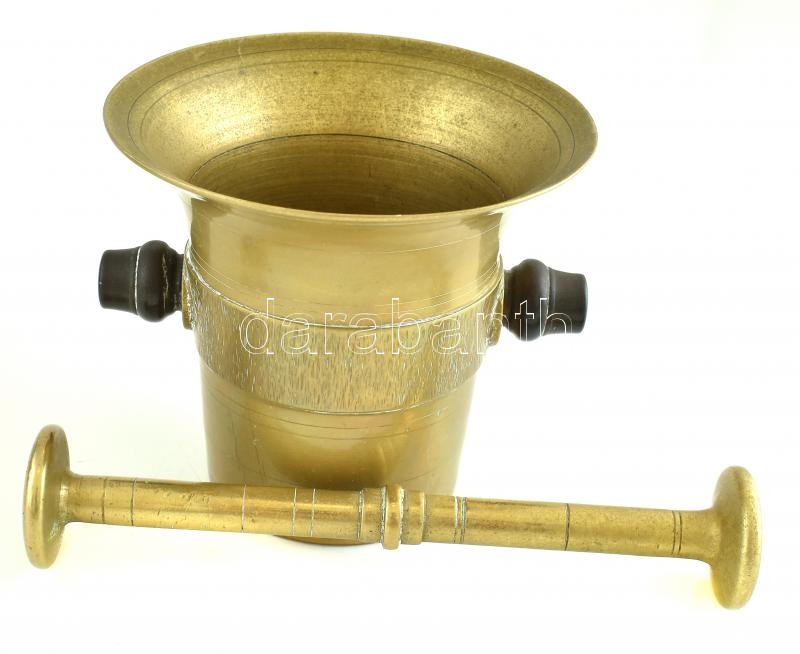 Réz mozsár törővel, kopásnyomokkal, m: 11cm,