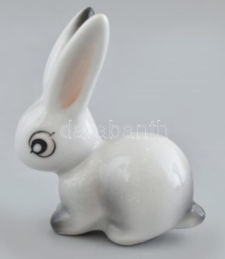 Hollóházi nyuszi, porcelán, jelzett, kopott, m: 5cm