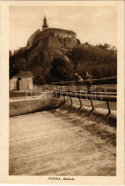 Nyitra, Nitra; vár, duzzasztógát / castle, dam