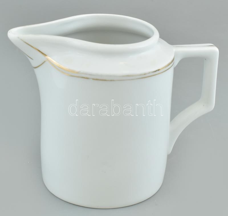 Zsolnay porcelán tejkiöntő, jelzett, kopásnyomokkal, m: 12 cm