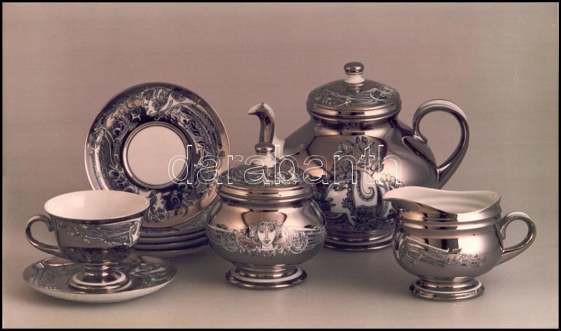 Armuth Gábor (?-?): Szász Stúdió (Szász Endre (1926-2003)) munkáiból: teáskészlet fotó, a hátoldalán feliratozott, 17x30cm