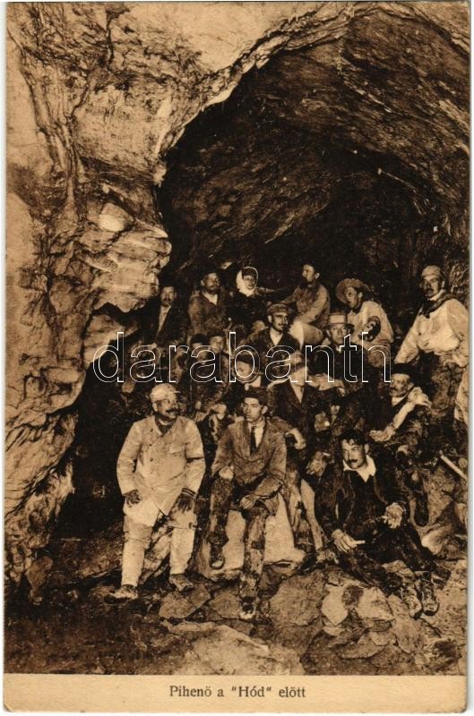 Budapest III. Pálvölgyi barlang, pihenő a 'Hód' előtt. Országos Magyar Barlangkutató és feltáró Egyesület kiadása