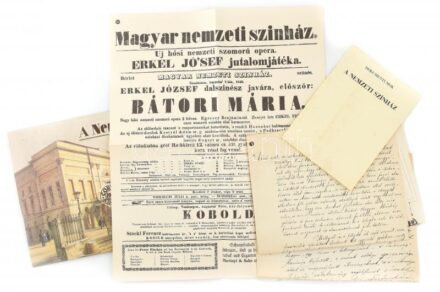 1987 A Nemzeti Színház. Hasonmás dokumentumok. Összeáll. és bevezette: Kerényi Ferenc. Bp., Corvina. Kiadói papírmappában.