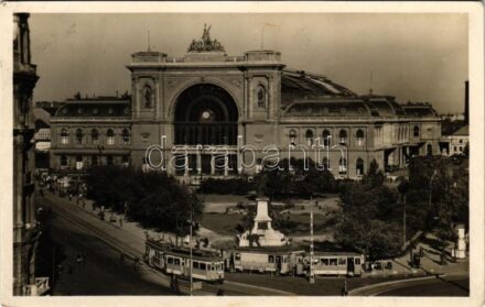 1935 Budapest VII. Keleti pályaudvar, villamosok, Baross szobor, étterem