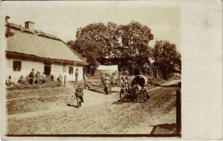 1916 Verbandplatz bei 31. Inf. Div. San. Anstalt am 5. Aug. 1916. in Lukawiec (Galizien) / WWI Austro-Hungarian K.u.K. military, first aid station in Lukawiec (Galicia), injured soldier on stretcher, medics. photo