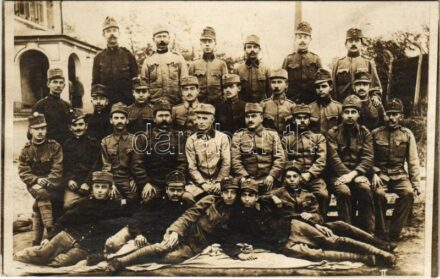 Esztergom-Kenyérmező, katonák gyakorlat után / Austro-Hungarian K.u.K. military, soldiers after training. photo