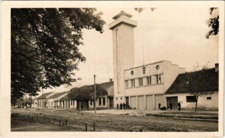 Palánka, Bácspalánka, Backa Palanka; Tűztorony, tűzoltóállomás. Blazek József kiadása / fire station, fire fighter