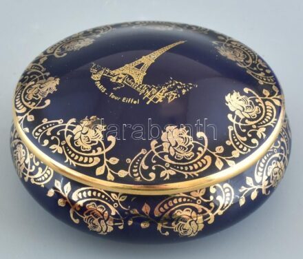 Limoges porcelán bonbonniere. Kézzel festett, jelzett, hibátlan. d: 8 cm