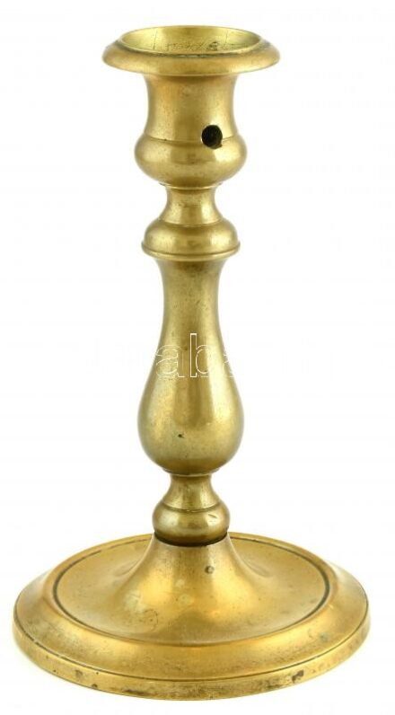 Sárgaréz gyertyatartó, jelzés nélkül, kopott, m: 17 cm