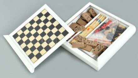 Vegyes játék készlet, újszerű állapotban, eredeti csomagolással