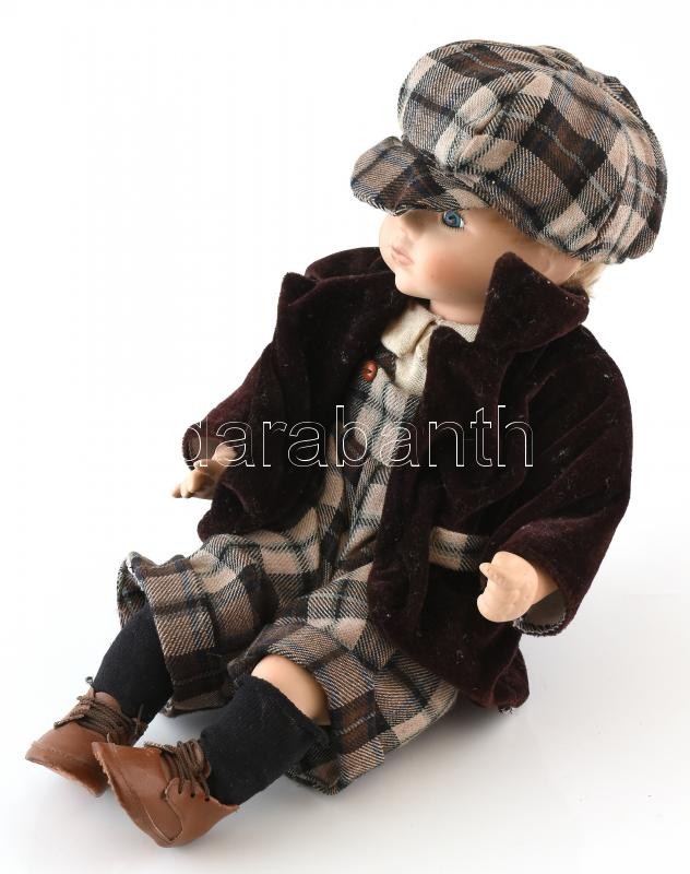 Porcelán baba, h: 35 cm