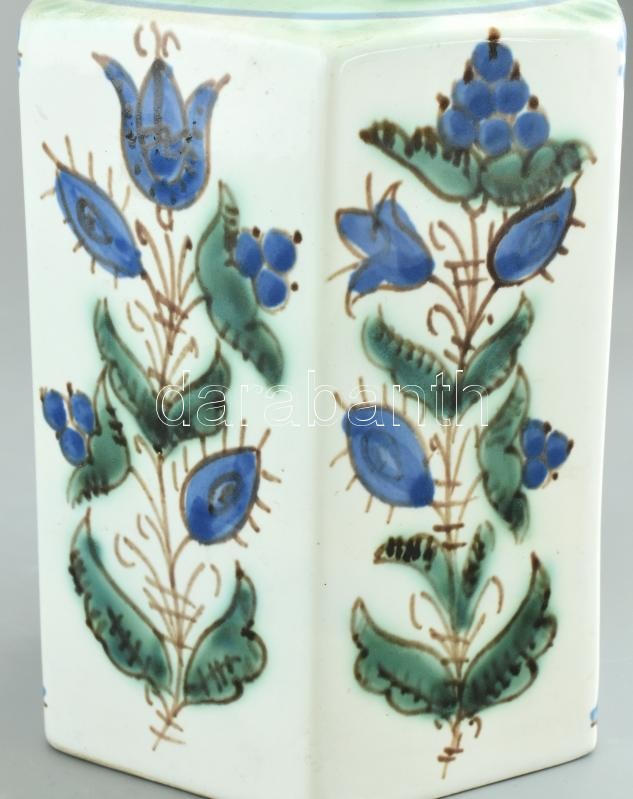 Iparművészeti Vállalat, habános porcelán váza, szájperepe lecsiszolt, jelzett etikettel, kopott, m: 18 cm - Image 2