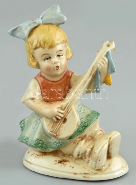 Német porcelán figura, jelzett, kopott, m: 9cm