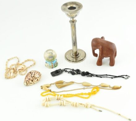 Vegyes bolha tétel, gyertyatartó, hógömb, stb.