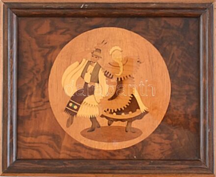 Intarziás népi motívumos falikép, kopott, teljes méret: 23x28 cm