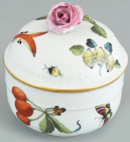 Óherendi BFR (BOUQUET de FRUITS) mintás bonbonier, jelzett, kopott, rózsán apró csorbák. m:9cm, d: 8,5cm