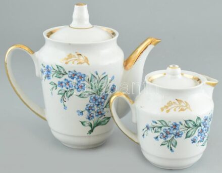 2 db Gorodnicki porcelán kiöntő, 2 db. Retró Szovjet Matricás, jelzett, kis kopással, 12, 18 cm
