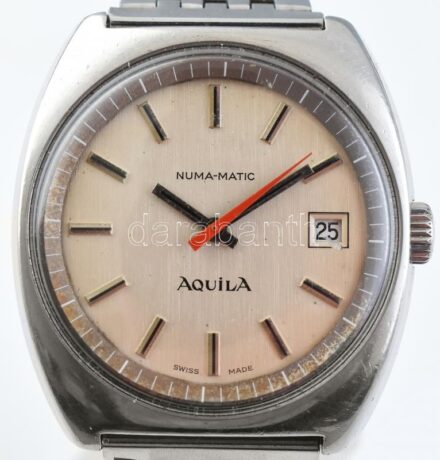 Aquila férfi automata karóra, mechanikus szerkezettel, analóg kijelzős, dátum funkcióval, működik, kopott, karcos, d: 35mm