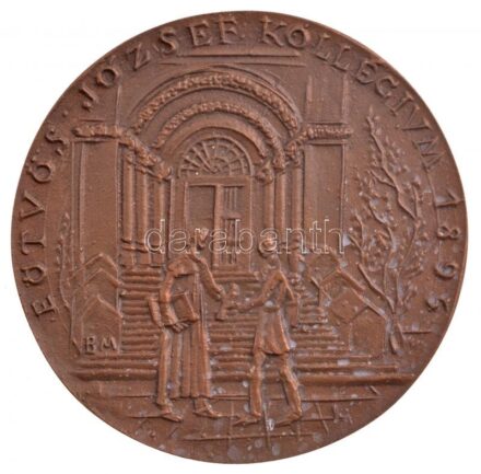 Borsos Miklós (1906-1990) 1995. 'Eötvös József Kollégium 1895 / '...Annak a tanárnak tanulói haladnak igazán aki maga is halad' - Eötvös Lóránd' kétoldalas öntött bronz érem (82,5mm) T:1 Hungary 1995. 'Eötvös József Collegium'