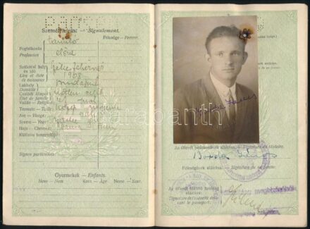 1920 Borda János (1908-1978) ötvösművész, grafikus fényképes útlevele tanulóéveiből