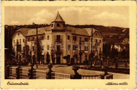 Balatonalmádi, Abbázia szálló (EK)