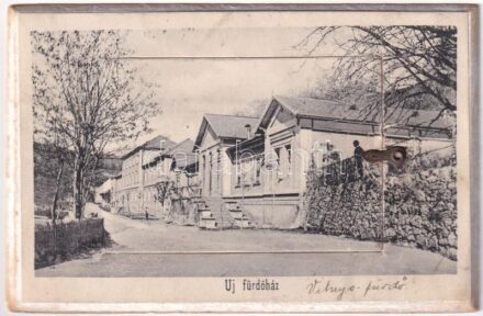 1908 Vihnye, Vihnyefürdő, Kúpele Vyhne; Új fürdőház. Kemény hátú leporello 12 képpel, Joerges A. özv. és fia 1907. / new spa building. Thick leporellocard with 12 images