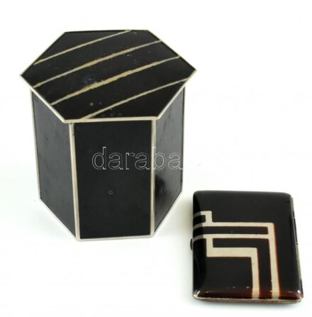 Art Deco asztali cigaretta kínáló m: 8,5cm, női cigarettatárca 8x5.5cm, jelzés nélkül, kopott. 6000