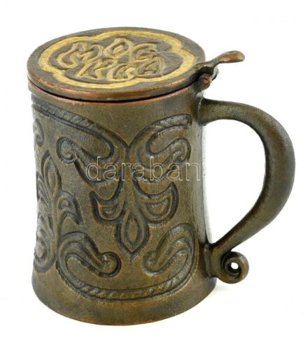 Bronz söröskupa, bronz kort idéző múzeumi másolat, antikolt, m:16cm