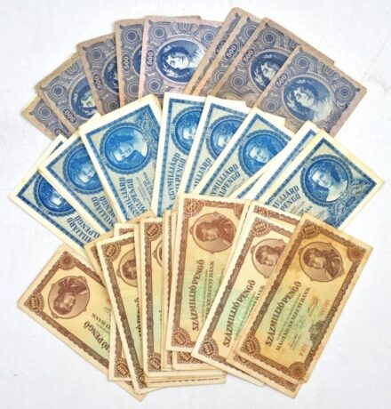 1945. 500P (22x) + 1946. 100.000.000P (20x) + 1946. 1.000.000.000MP (23x) T:III,III- közte néhány szép papír