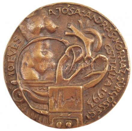Tóth Sándor (1933-2019) 1993. '10 éves a Jósa András Kórház Sürgősségi Osztálya' egyoldalas Br plakett (73mm) T:1-