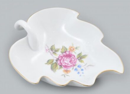 Hollóházi levél alakú tálka, matricás porcelán, jelzett, hibátlan, 13x11cm