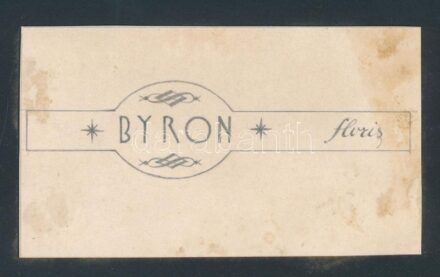 Floris Byron, art deco csokoládé termékcsomagolás terv, 1925-30 körül. Ceruza, papír, kartonra kasírozva. Galambos Margit terve, jelzett a hártyapapíron. Foltos. 5,5x9,5 cm
