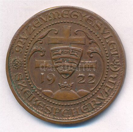 1922. 'Múzeumegyesület Székesfehérvár / Aranybulla' kétoldalas bronz emlékérem (30mm) T:2 patina, ph.