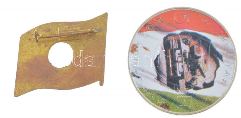 1947. 5Ft Ag 'Kossuth' 1956-os forradalom, lyukas zászló festéssel + 'Lyukas zászló' zománcozott fém jelvény T:2 - Image 2