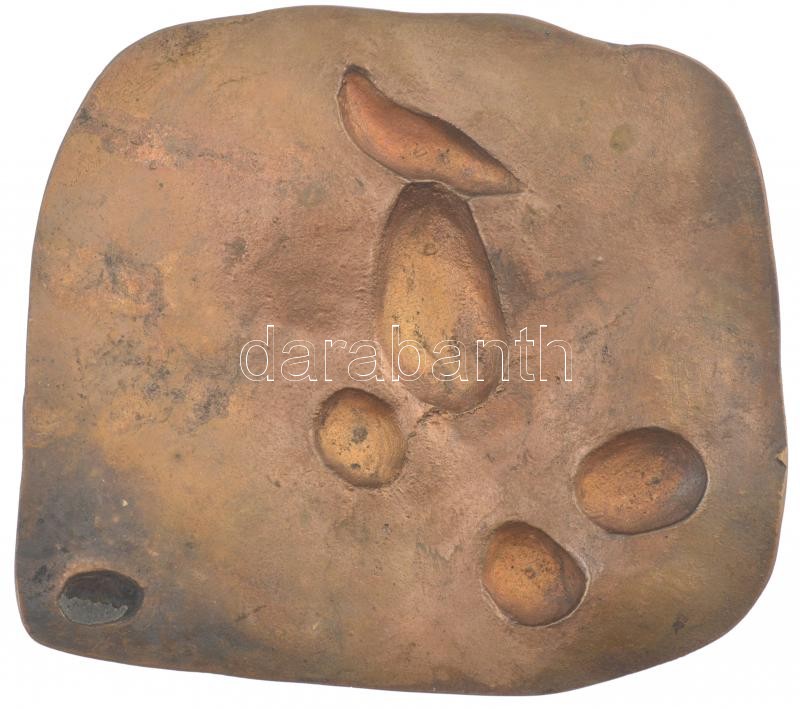 Borsos Miklós (1906-1990) 1956. 'Balaton part' öntött Br plakett (~143x128mm) T:1- Hungary 1956. 'Coastal of Balaton' cast Br plaque. Sign: Miklós Borsos (~143x128mm) C:AU - Image 2